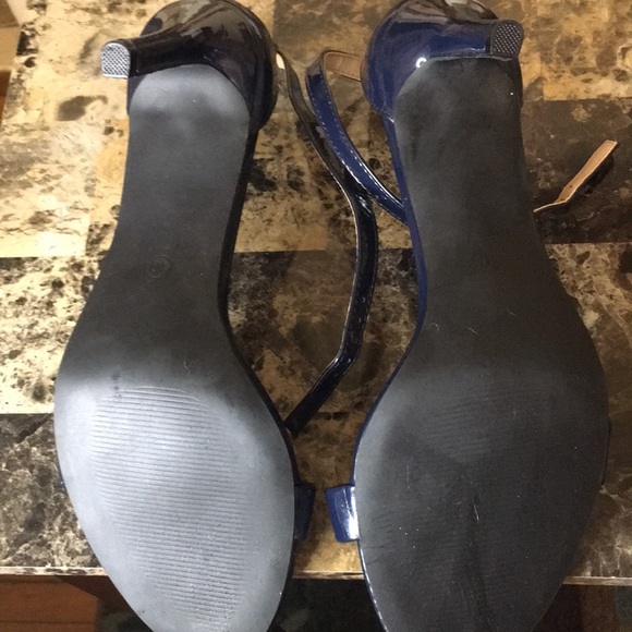 Heels - Picture 3 of 3
